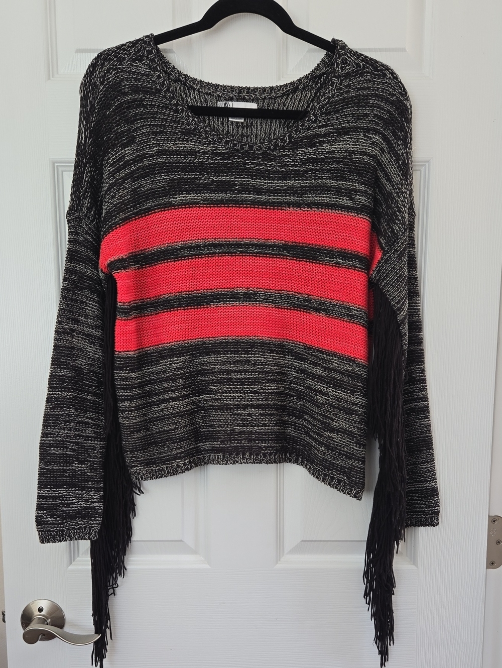 Women's Volcom Black/ Red Fringed Long Sleeve Western Style Sweater Size Small